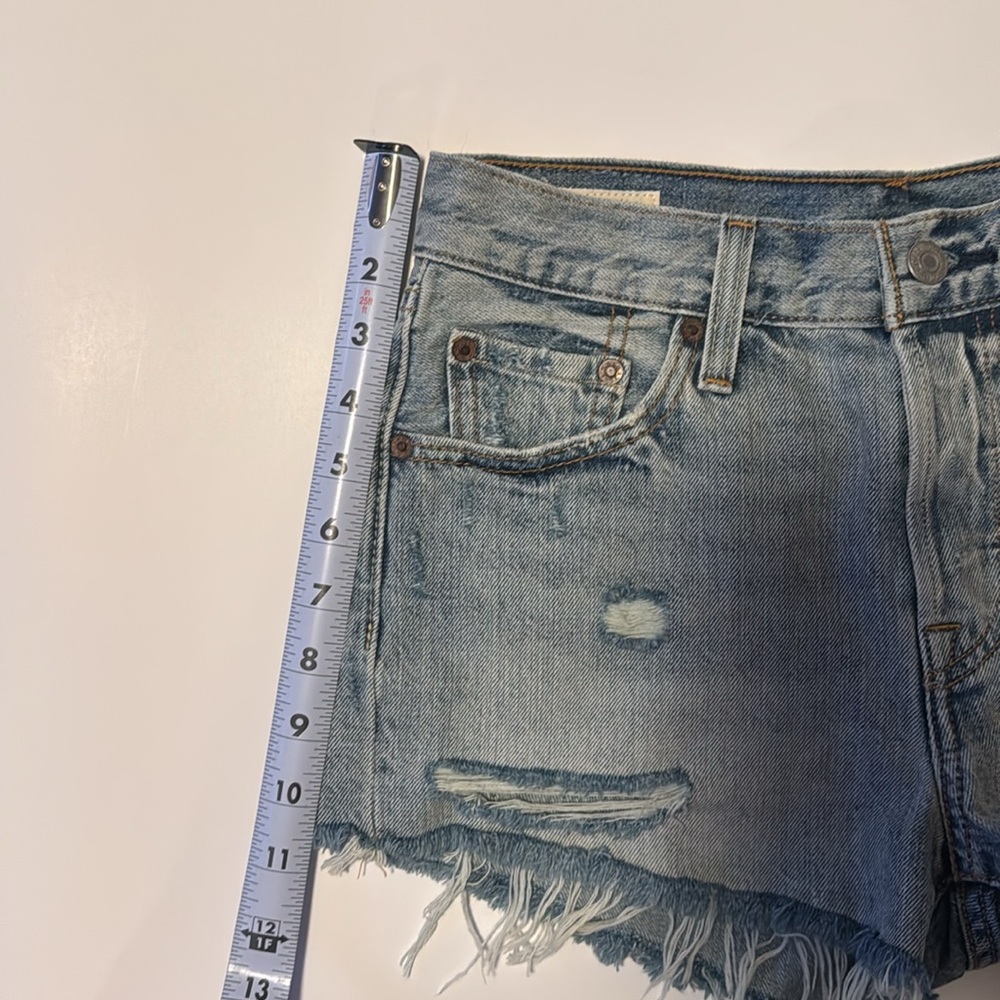 Levi's 501 Blue Jean Shorts Distressed Cut-Offs - Size 25 - Picture 7 of 8
